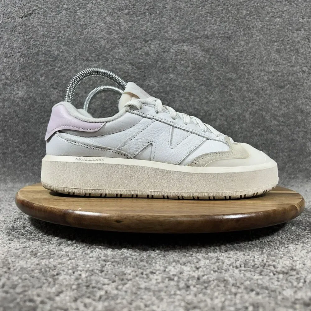 New Balance CT302 CT302SP Women’s Size 8 White Pink Leather Casual Shoes Used